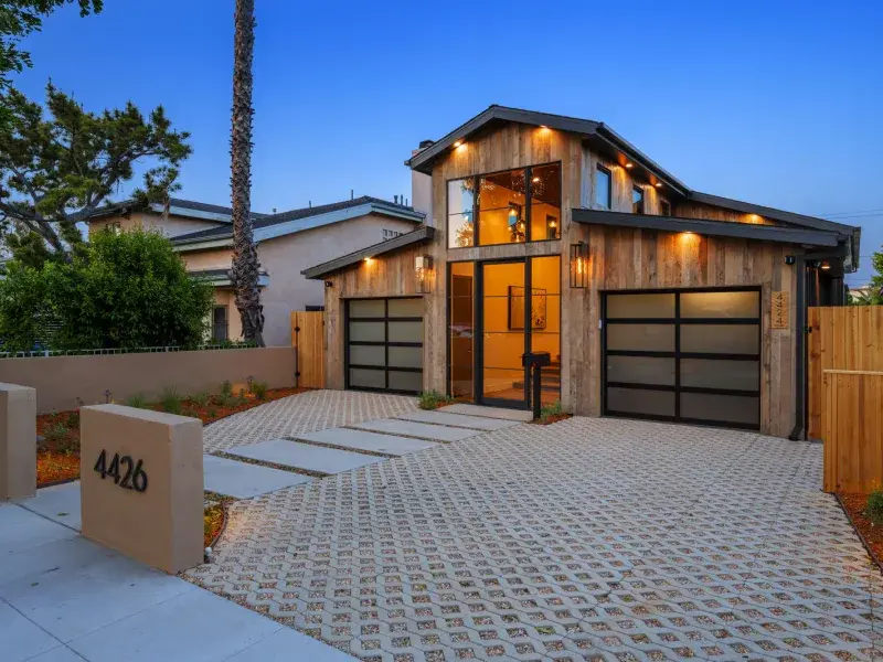 Garage Door Repair project by StAlbertGaragedoors.ca in St. Albert, AB