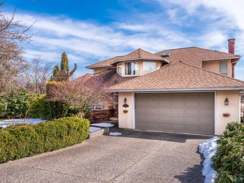 Garage Door Repair Repair services in St. Albert