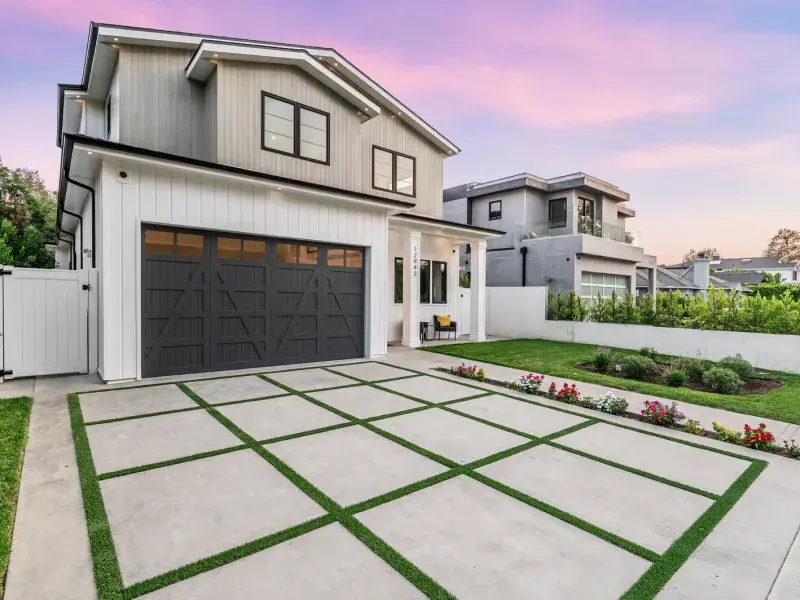 Professional Garage Extension Weatherstripping Replacement process