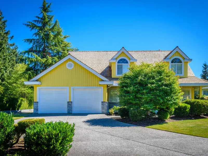 Expert Garage Door Roller Replacement in St. Albert, AB - StAlbertGaragedoors.ca